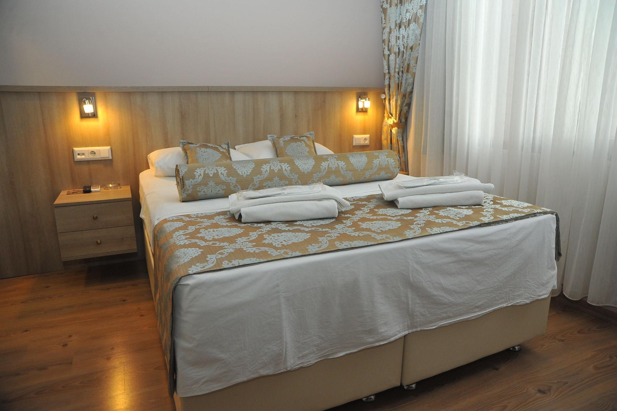 Otel Serra Boutique 3*