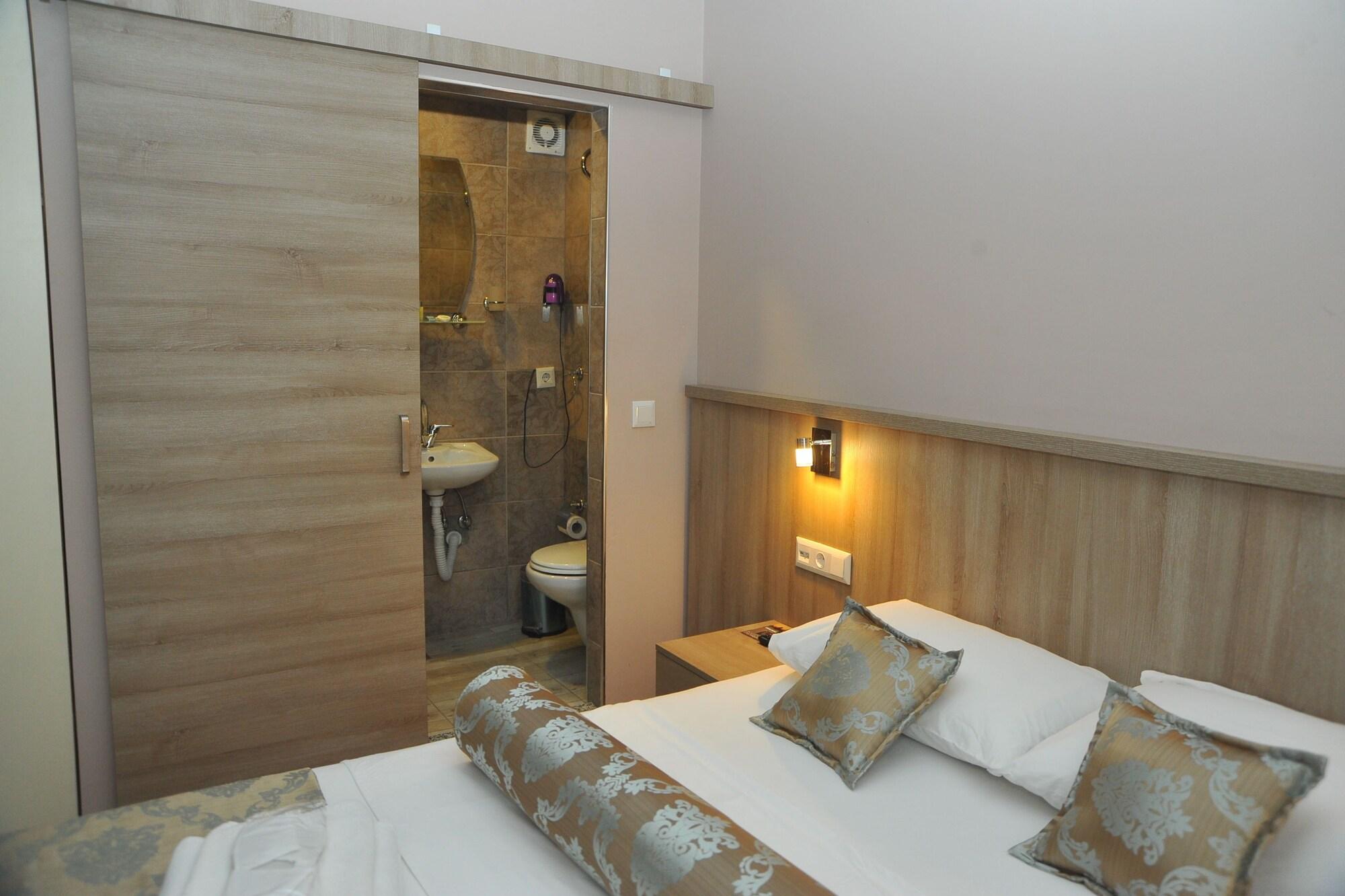 Otel Serra Boutique 3*